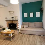 Platanidia Guesthouse Hébergement de vacances