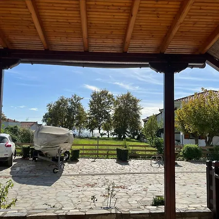 Platanidia Guesthouse * Platanidia